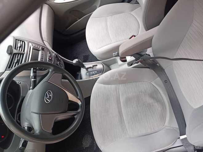 Hyundai Accent 2016, 190,000 km - 1.6 l - Bakı