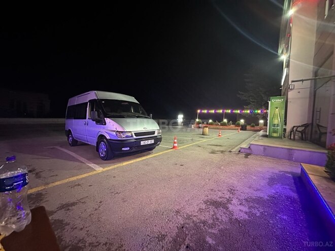Ford Transit 2002, 300,000 km - 2.4 l - Qobustan