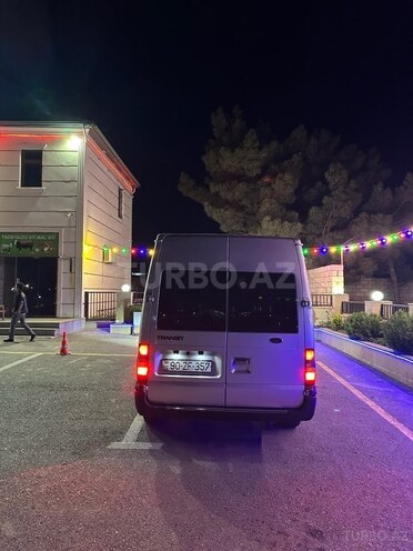 Ford Transit 2002, 300,000 km - 2.4 l - Qobustan
