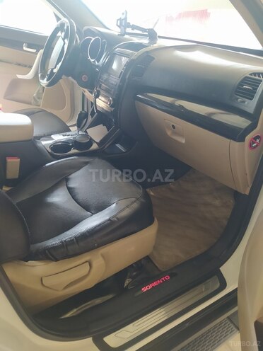 Kia Sorento 2011, 210,762 km - 2.4 l - Sabirabad