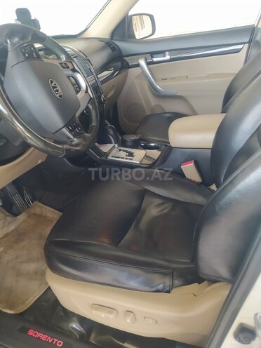 Kia Sorento 2011, 210,762 km - 2.4 l - Sabirabad