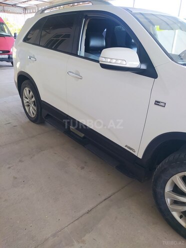 Kia Sorento 2011, 210,762 km - 2.4 l - Sabirabad