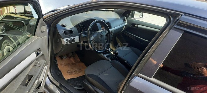 Opel Astra 2006, 276,000 km - 1.3 l - Qazax