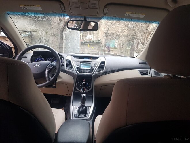 Hyundai Elantra 2015, 135,000 km - 1.8 l - Bakı