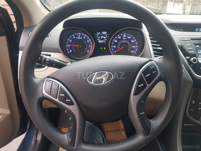 Hyundai Elantra 2015, 135,000 km - 1.8 l - Bakı