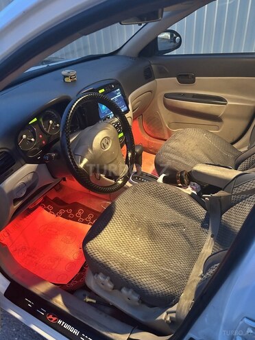 Hyundai Accent 2009, 380,000 km - 1.6 l - Bakı