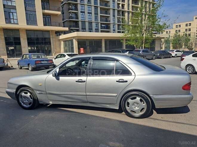Mercedes E 230 1996, 300,000 km - 2.3 l - Bakı