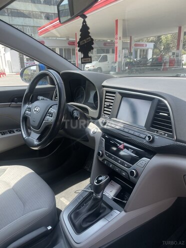 Hyundai Elantra 2016, 129,230 km - 1.4 l - Bakı