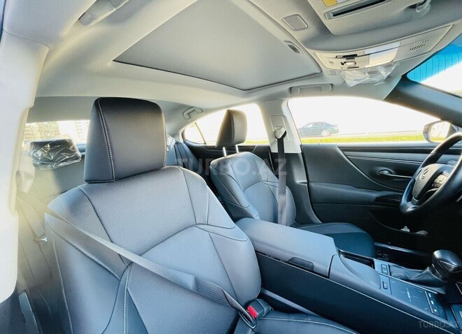 Lexus ES 200 2022, 5,800 km - 2.0 l - Bakı