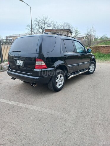 Mercedes ML 320 1999, 243,000 km - 3.2 l - Gəncə