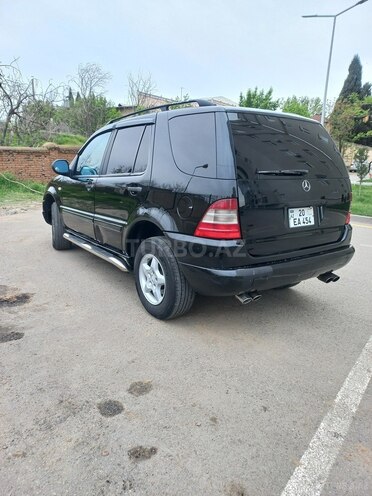 Mercedes ML 320 1999, 243,000 km - 3.2 l - Gəncə