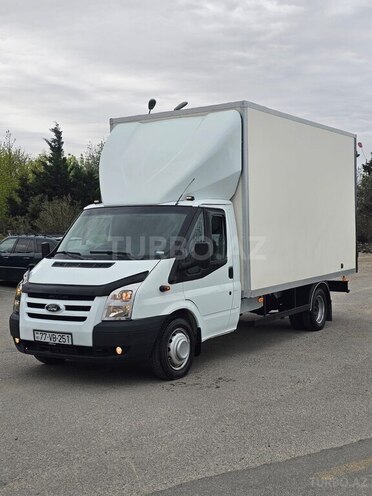 Ford Transit-2