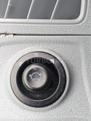 Ford Transit-16