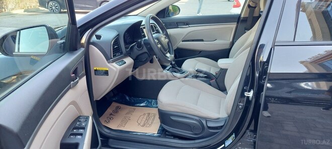 Hyundai Elantra 2018, 85,306 km - 2.0 l - Bakı