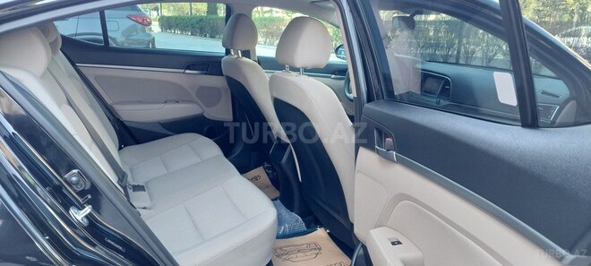 Hyundai Elantra 2018, 85,306 km - 2.0 l - Bakı