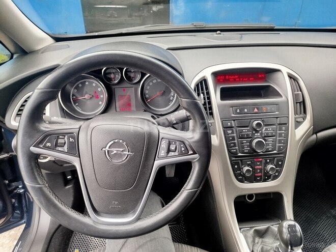 Opel Astra 2011, 222,736 km - 1.4 l - Bakı