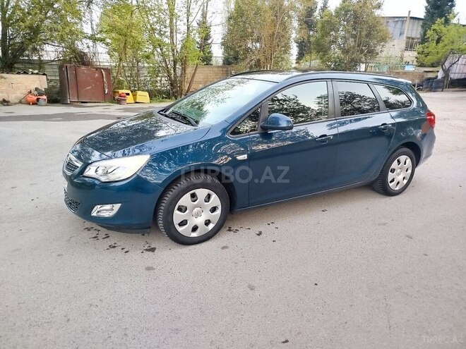Opel Astra 2011, 222,736 km - 1.4 l - Bakı