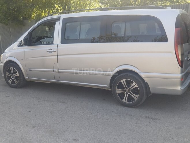 Mercedes Viano-4