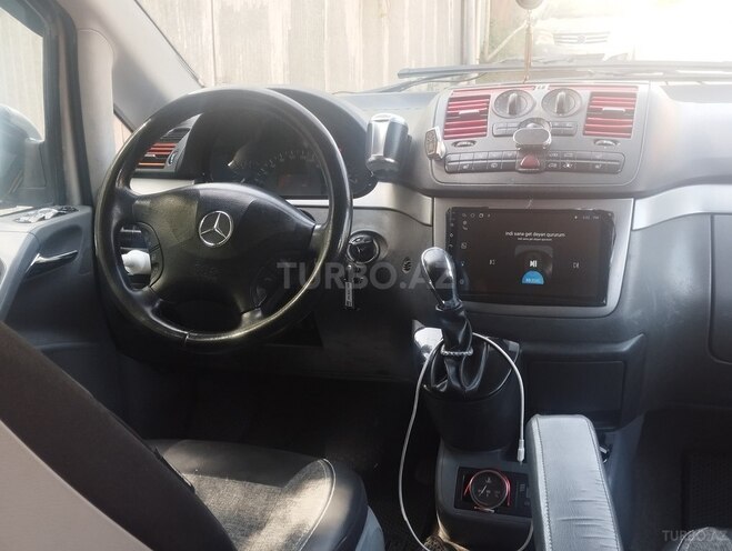 Mercedes Viano-6