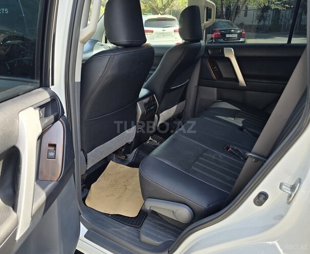 Toyota Land Cruiser Prado 2012, 143,000 km - 2.7 л - Bakı