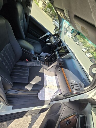 Toyota Land Cruiser Prado 2012, 143,000 km - 2.7 л - Bakı