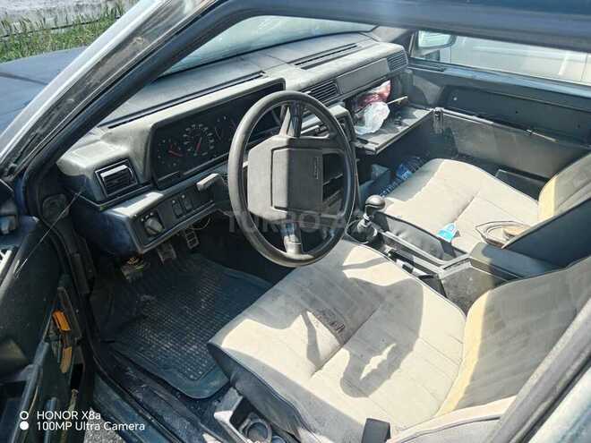 Volvo  1986, 300,000 km - 2.3 l - Bakı