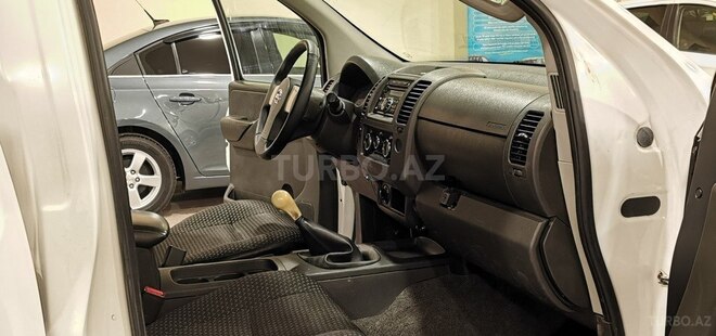 Nissan Navara 2014, 198,000 km - 2.5 l - Sumqayıt