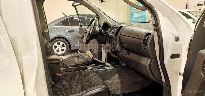 Nissan Navara 2014, 198,000 km - 2.5 l - Sumqayıt