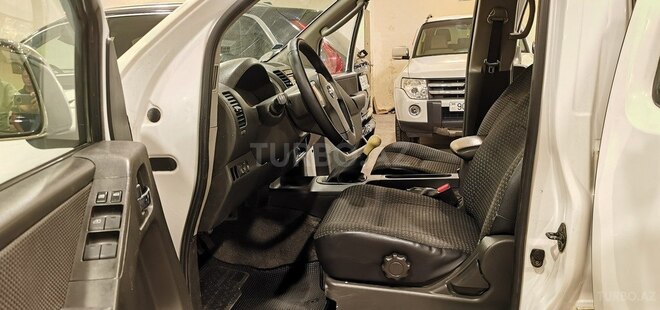 Nissan Navara 2014, 198,000 km - 2.5 l - Sumqayıt