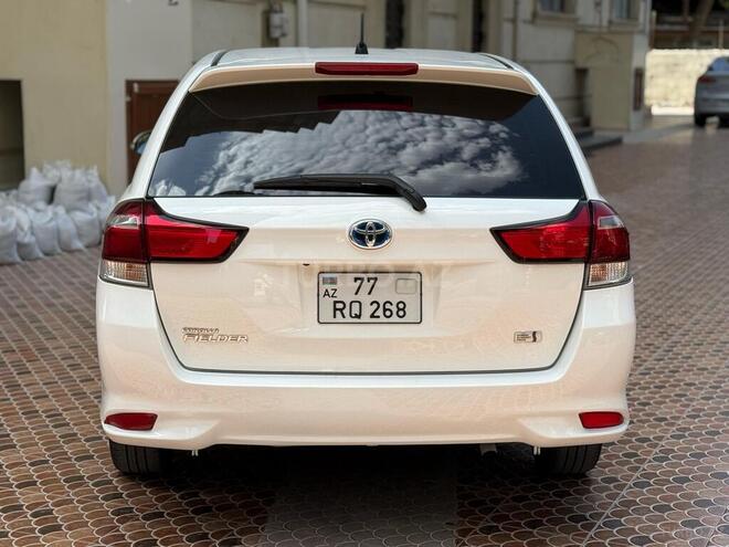 Toyota Corolla Fielder 2018, 198,000 km - 1.5 l - Bakı