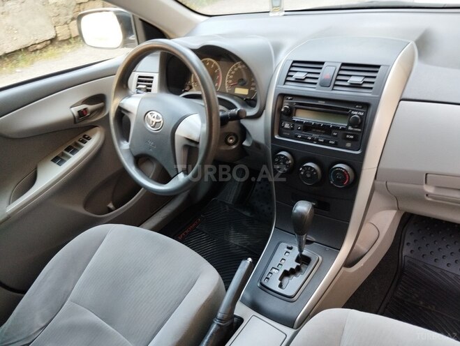 Toyota Corolla 2009, 346,000 km - 1.6 l - Bakı