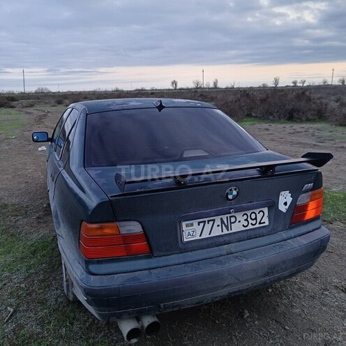 BMW 318 1995, 300,000 km - 1.8 l - Bakı