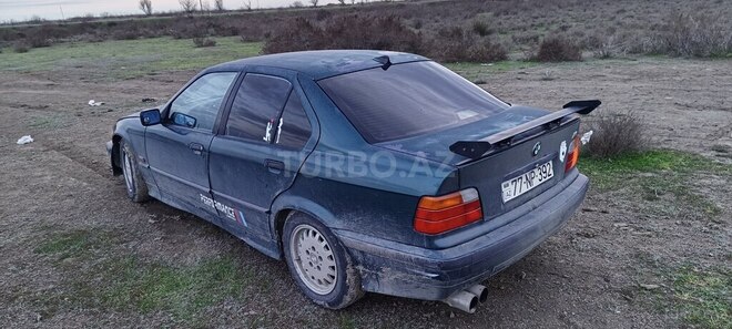 BMW 318 1995, 300,000 km - 1.8 l - Bakı