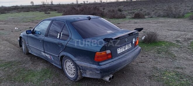 BMW 318 1995, 300,000 km - 1.8 l - Bakı
