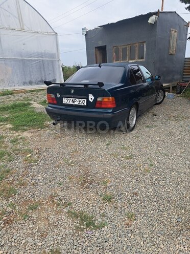BMW 318 1995, 300,000 km - 1.8 l - Bakı