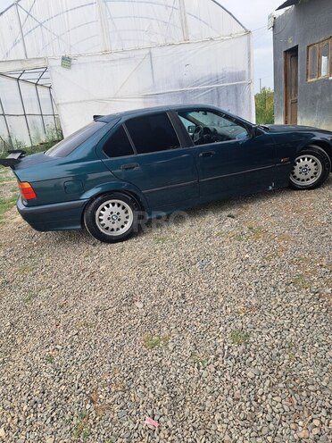 BMW 318 1995, 300,000 km - 1.8 l - Bakı