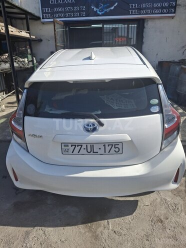 Toyota Aqua 2018, 19,900 km - 1.5 l - Bakı