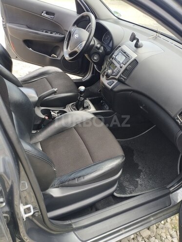 Hyundai i30 2009, 222,000 km - 1.6 l - Bakı