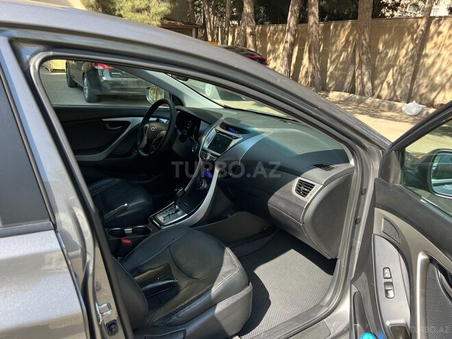 Hyundai Elantra 2012, 177,800 km - 1.8 l - Bakı