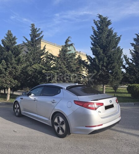 Kia K5-10