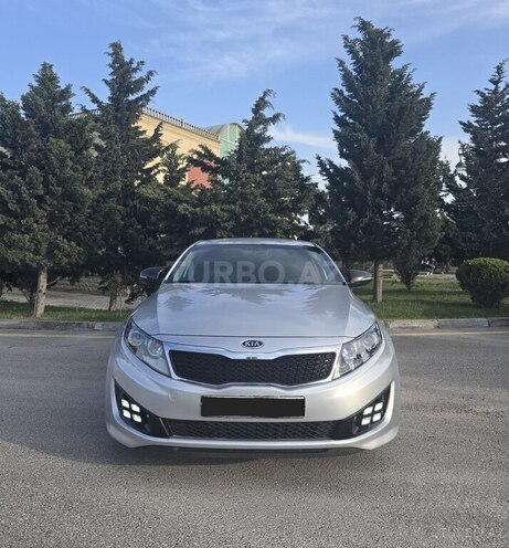 Kia K5-1