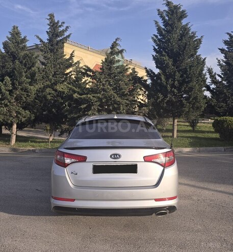 Kia K5-12