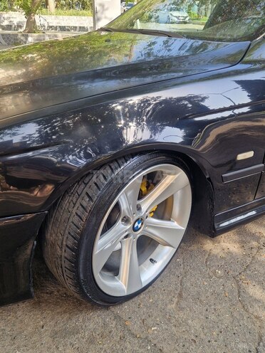 BMW 540 2000, 256,000 km - 4.4 l - Bakı