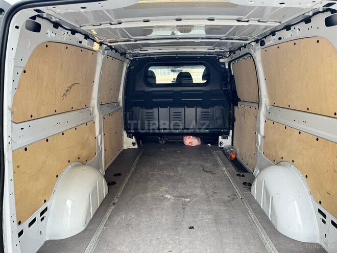 Mercedes Vito 116 2021, 168,000 km - 2.2 l - Bakı