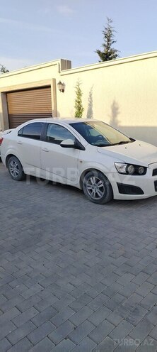 Chevrolet Aveo-3