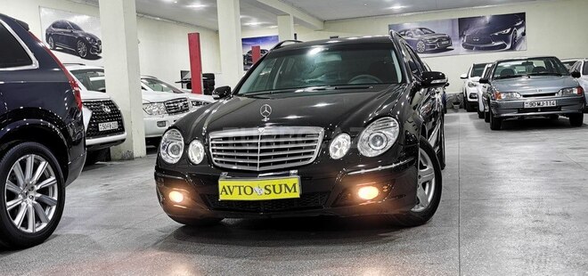 Mercedes E 220 d-1
