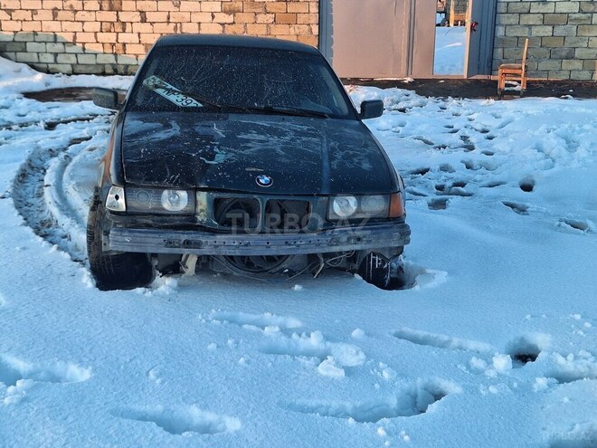 BMW 318 1995, 300,000 km - 1.8 l - Bakı