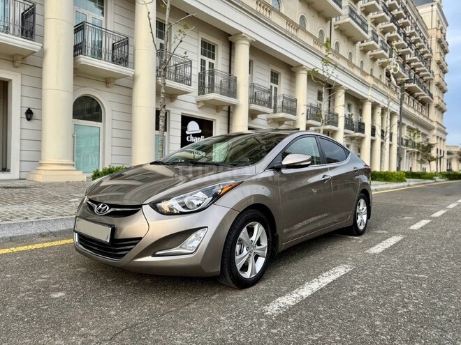 Hyundai Elantra 2015, 107,826 km - 1.8 l - Bakı