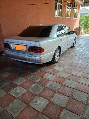 Mercedes E 220 d 2001, 650,000 km - 2.2 л - Cəlilabad