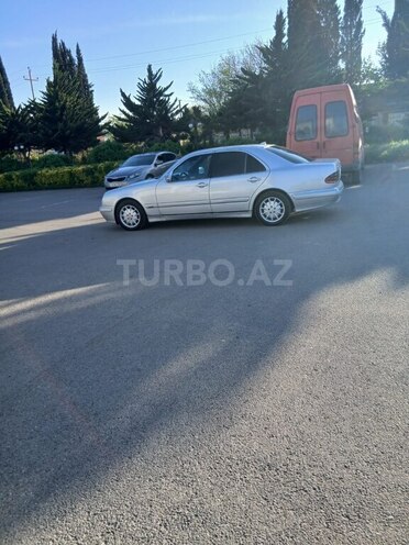 Mercedes E 220 d 2001, 650,000 km - 2.2 л - Cəlilabad